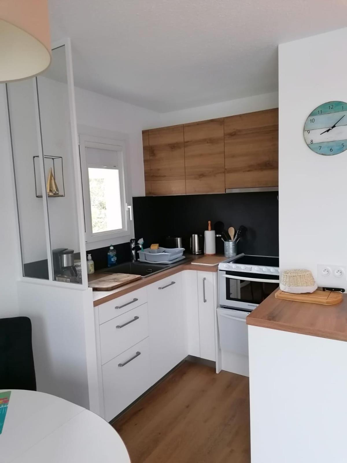Appartement T1 Bis 30M2 100M Du Port 700M Plage 滨海拉特里尼泰 外观 照片